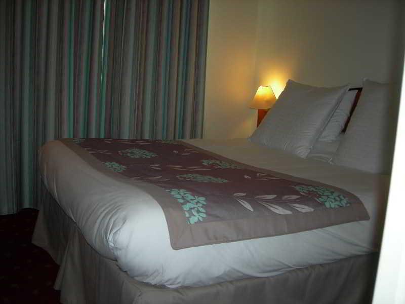 Hotel Le Goelo - Port De Paimpol Bagian luar foto