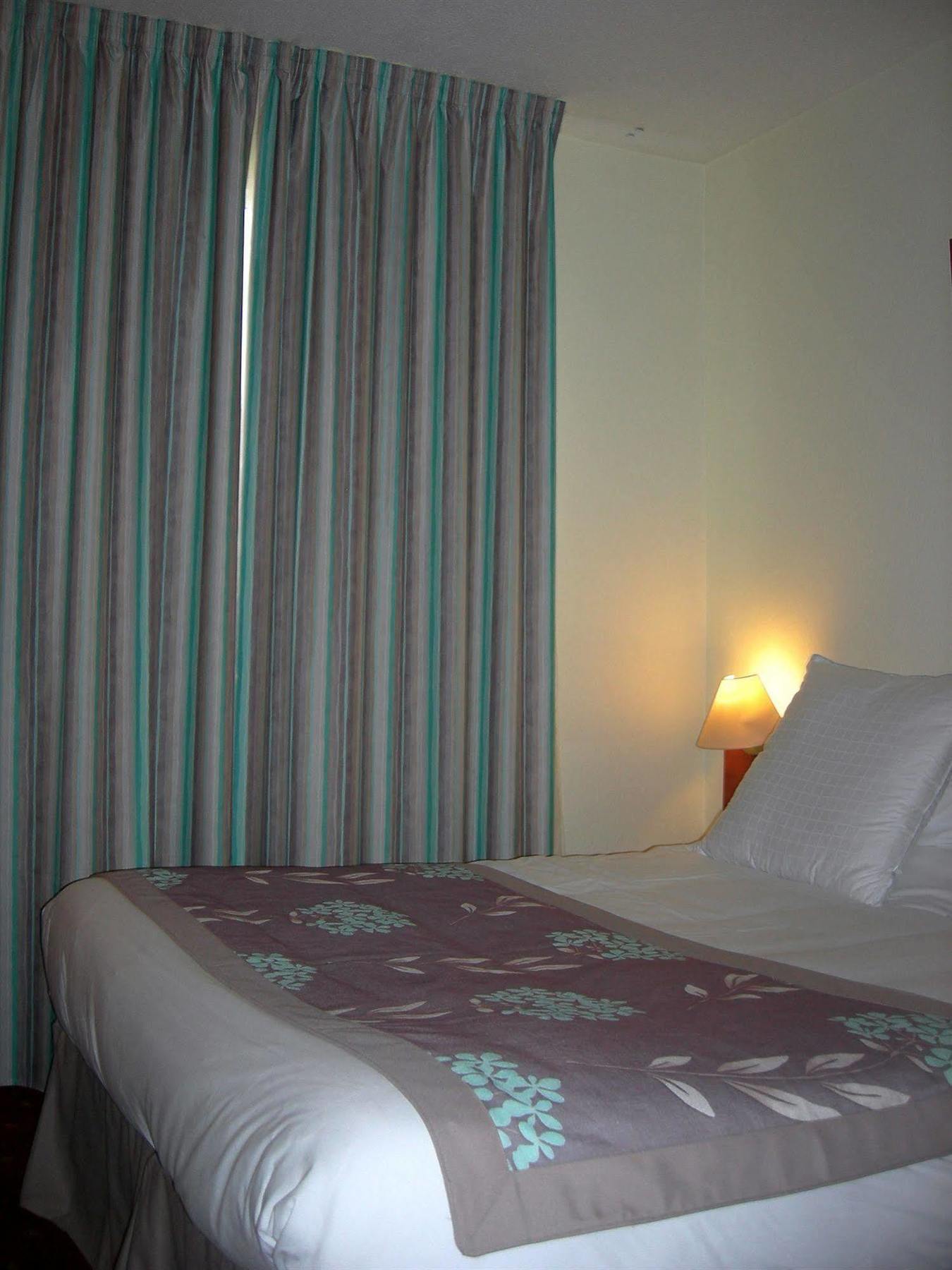 Hotel Le Goelo - Port De Paimpol Bagian luar foto