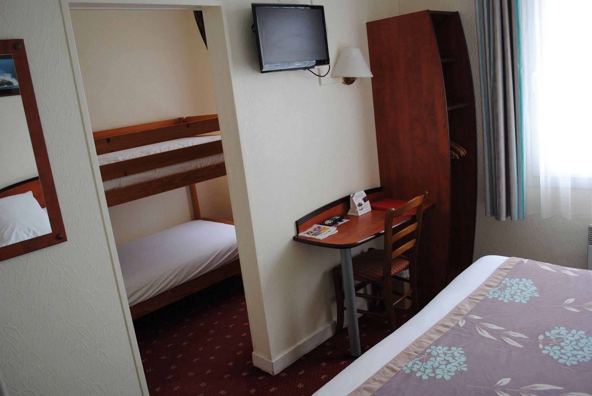 Hotel Le Goelo - Port De Paimpol Bagian luar foto